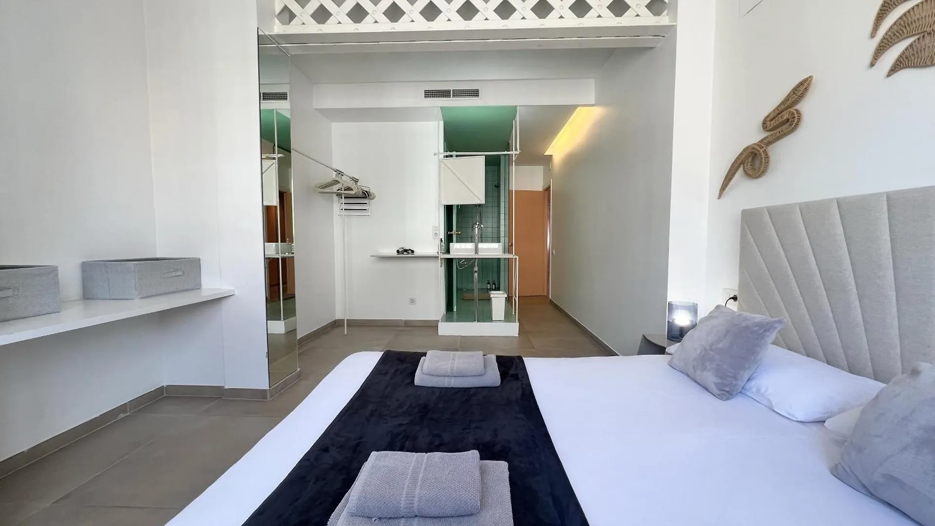Plaza Cataluna Penthouse Barcelona 0*,  Spain